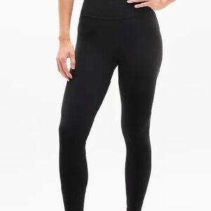 Athleta Elation 7/8 Tight Size Small